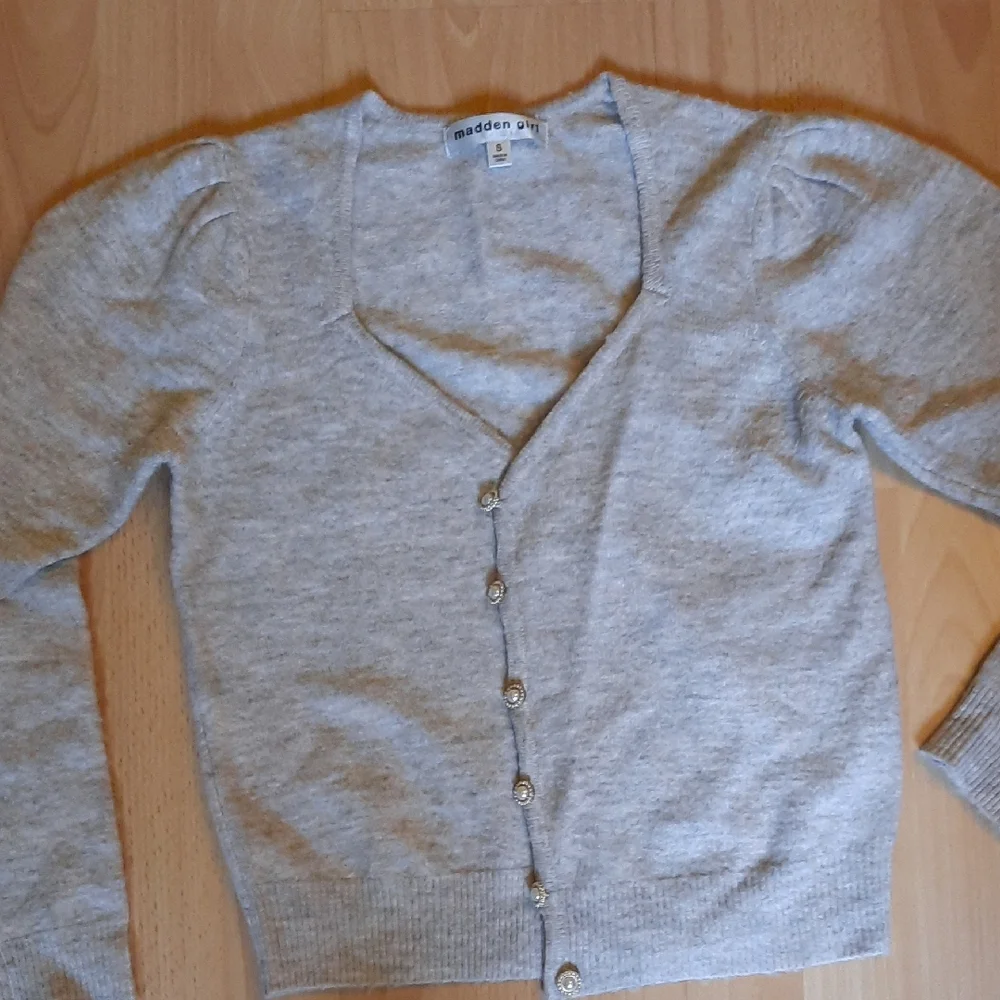 FREE- Beige Cardigan with Jewelled Buttons - Picture 2 of 9